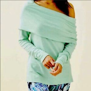 Lilly Pulitzer Belinda style mint pullover M good condition